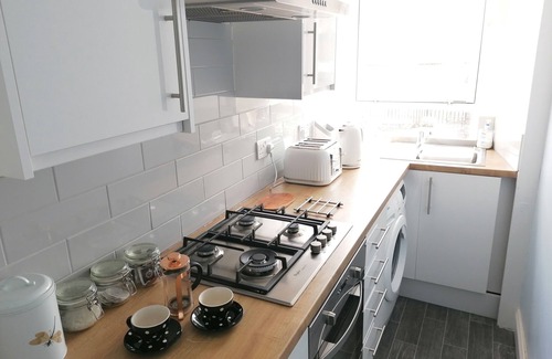 Glasgow Apartment | Spacious flat in vibrant strathbungo