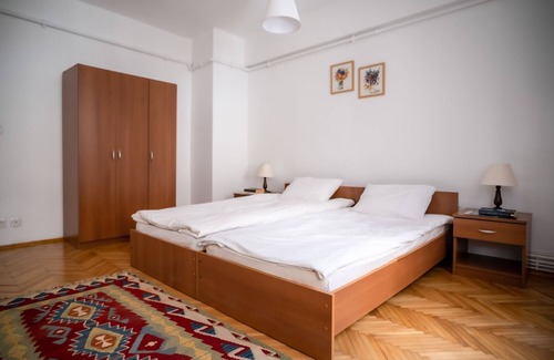 Kabatas Apartment | Spacious Flat with Central Location in Beyoglu