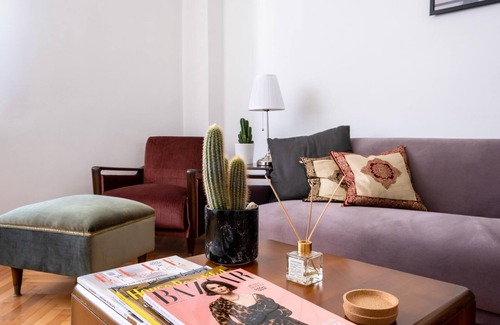 Kabatas Apartment | Spacious Flat with Central Location in Beyoglu