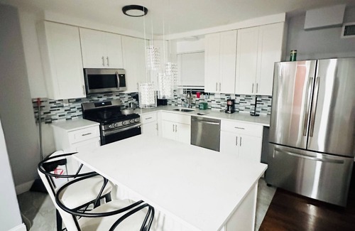 Alden Manor House | Spacious Four-Bedroom Home: Your Perfect Family Haven Awaits!"
