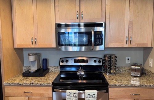 Grand Haven Condo | Spacious Grand Haven Getaway
