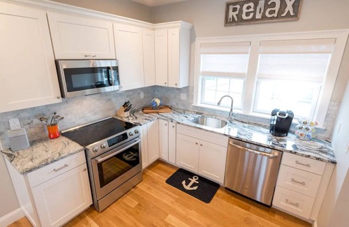 New Brighton Condo | Spacious Guest House With Pool Access In Convenient Location!
