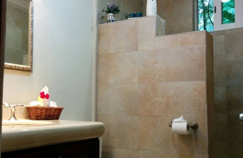 Playacar House | Spacious Guest House, Playacar Fase II - Casa Beard - Playa Del Carmen