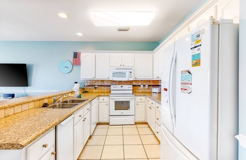 Southpointe House | Spacious Gulf Front Duplex w/a Private Pool & Free WiFi - Great for Groups