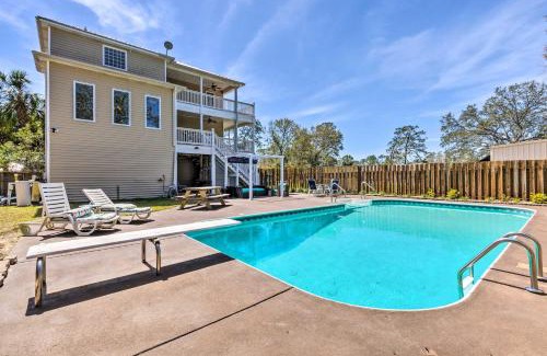 Oak House | Spacious Gulf Shores Home Private Pool and Deck!