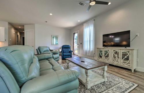 Gulfport House | Spacious Gulfport Home - Walk to Beach!