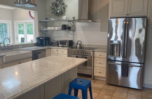 Culloden Shores House | Spacious Harbor House w/Heated Pool