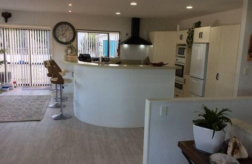 Ohope House | Spacious Harbourside Luxury
