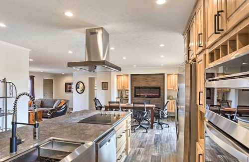 Hermosa House | Spacious Hermosa House w/ Black Hills View