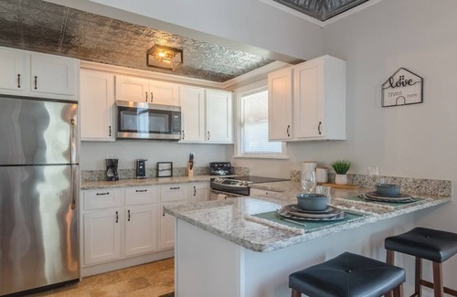 Orange City House | Spacious Historic Gem w/ 5 Beds!