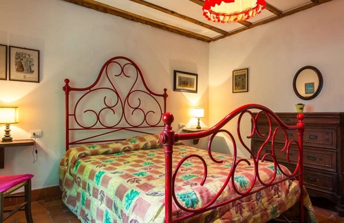 San Marcello Piteglio House | Spacious Holiday Home with shared pool