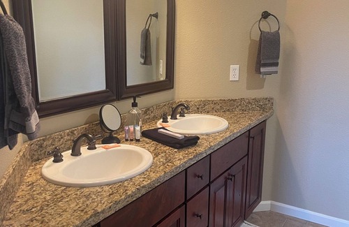 Bailey Creek House | Spacious Home at Bailey Creek Golf Course