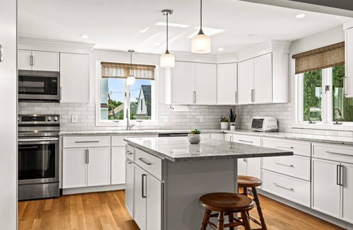 Bonnet Shores House | Spacious Home in Bonnet Shores with an Attached In-Law - Private Neighborhood Beach