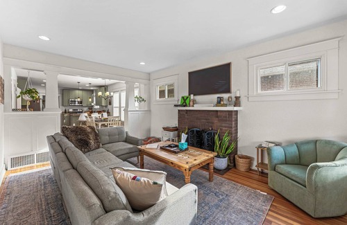 Skyland House | Spacious Home in North Denver near City Park & Zoo