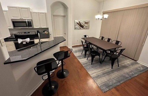 Tuscan Hills House | Spacious home near Disney!
