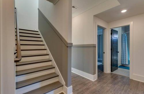 Edgehill House | Spacious Home Only 2 Mi to Broadway