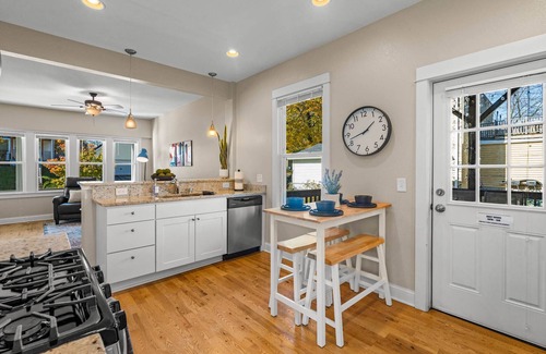Brewers Hill House | Spacious Home Perfect for Families & Groups: Near Fiserv Forum & Brady Street!