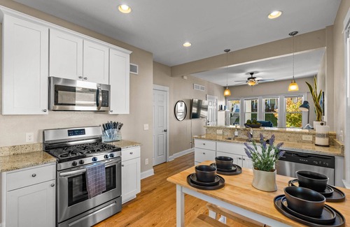 Brewers Hill House | Spacious Home Perfect for Families & Groups: Near Fiserv Forum & Brady Street!