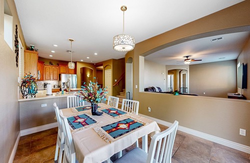 Glendale House | Spacious home surrounded by palms with pool, grill, children's items, & W/D