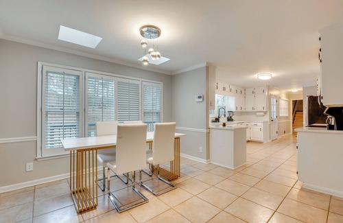 Marietta House | Spacious Home w/Deck in Marietta!