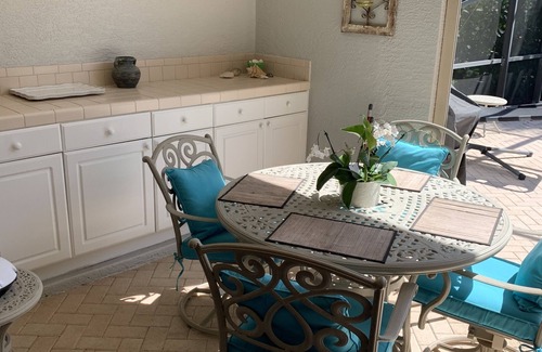Bonita Springs House | Spacious home with lovely golf course views and private pool.