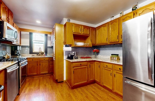Jefferson Heights House | Spacious home with enormous yard & firepit - near trails, village center