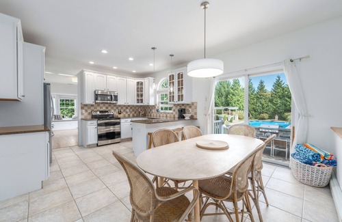 Southold House | Spacious Home with Pool in Southold