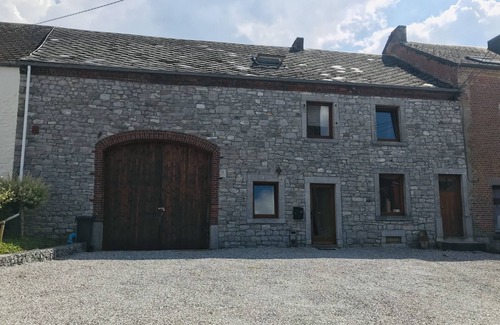 Florennes House | Spacious house for up to 8 adults + 1 baby