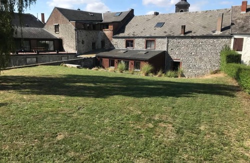 Florennes House | Spacious house for up to 8 adults + 1 baby