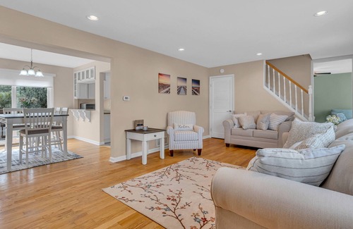 Highlands House | Spacious house near Sandy Hook Beach perfect for families!