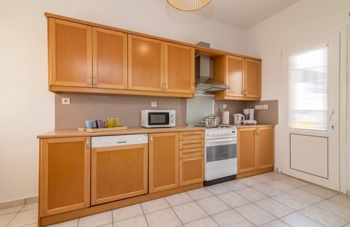 Tinos Town House | Spacious house with terrace combining tradition and modernity near sandy beach