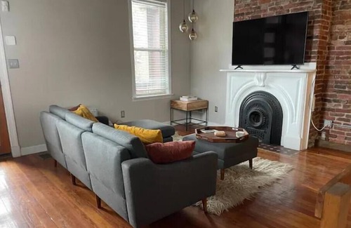 Central Northside House | Spacious industrial style w/roof city view + yard!