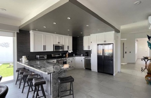 Centro House | Spacious Islas Del Mar House with Pool