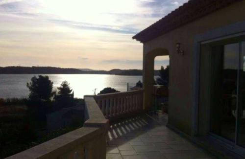 Istres Villa | Spacious Istres villa, breathtaking view of the Etang de l'Olivier