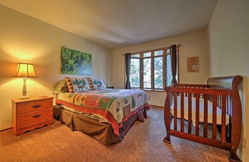 Lake Arrowhead House | Spacious Lake Arrowhead Home with 2 Decks and Views