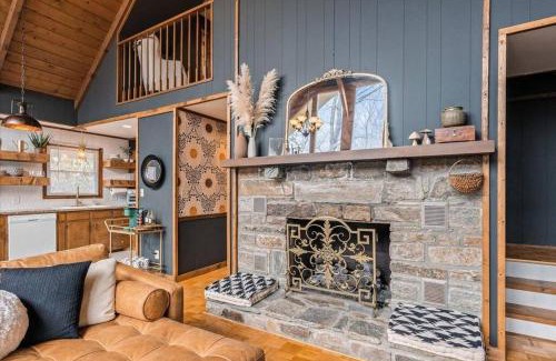 Deep Gap House | Spacious Lakeview Mountain Cabin