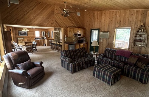 Minong Cabin | Spacious lakefront cabin on beautiful sand bottom Leader Lake.