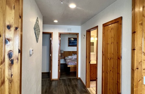 Oscoda Cabin | Spacious Lakefront three bedroom Cabin 4 on Lake Huron