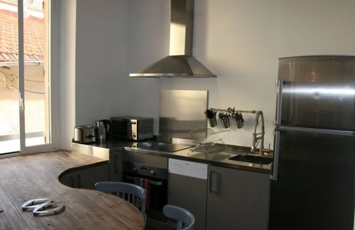 Antibes City Centre Apartment | Spacious loft - heart typical Antibes Old Town -100 m sea&ramparts- all by foot