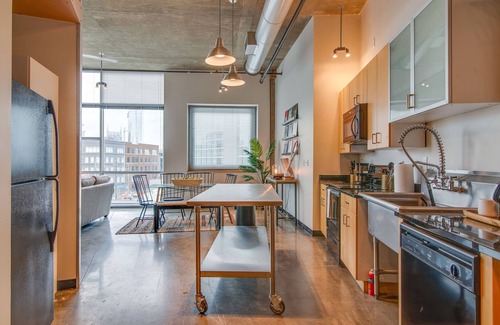 The Gulch Apartment | Spacious Loft in Nashville Gulch Neighborhood!
