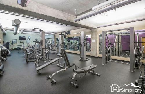LoDo House | Spacious Loft Near Union Station W Gym
