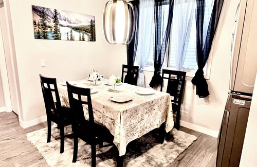 Southwest Calgary House | Spacious main floor suite in detached bungalow w/Garage & Kitchen