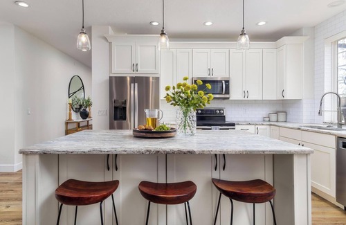 Hurricane House | Spacious mansion near Zions - HUGE backyard - Private Pool Coming June 2024