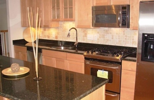 Marblehead Condo | Spacious Marblehead Townhouse - Roof Deck with Panoramic Views