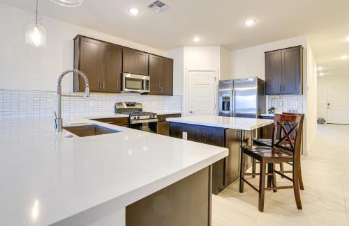 Maricopa House | Spacious Maricopa Vacation Home about 4 Mi to Downtown