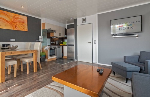 Neßmersiel Apartment | Spacious Matjes upper apartment with balcony
