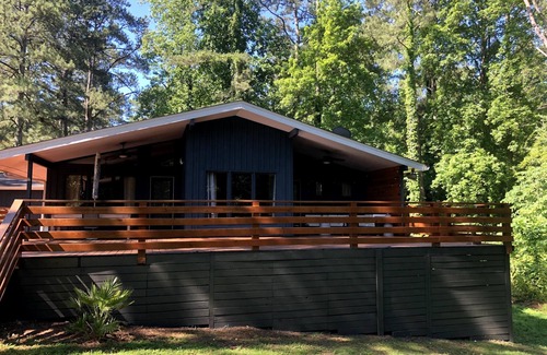 Greenbriar House | Spacious Mid-Century 2BR 1BA Guest Suite w/pool table - Your Home Away from Home