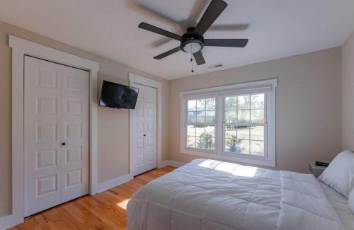 Green Meadow House | Spacious Midtown Ranch- 10 min to Wrightsville