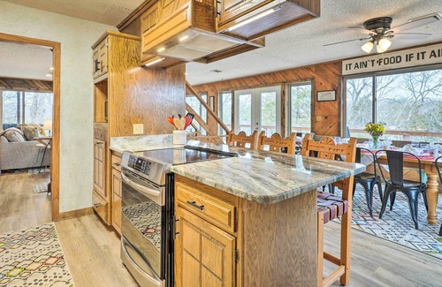 Eagle Rock House | Spacious Missouri Escape w/ Private Dock