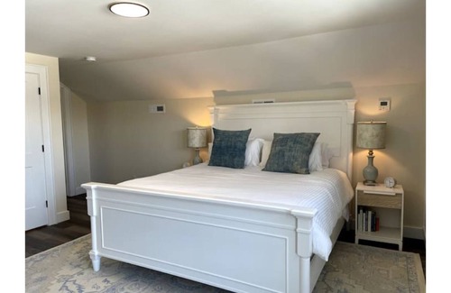 Bozeman House | Spacious & Modern 2Unit Home -Perfect for Families